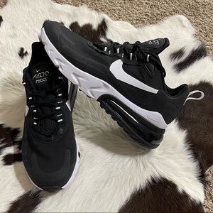 Women’s Nike Air Max 270 React; size 9.5